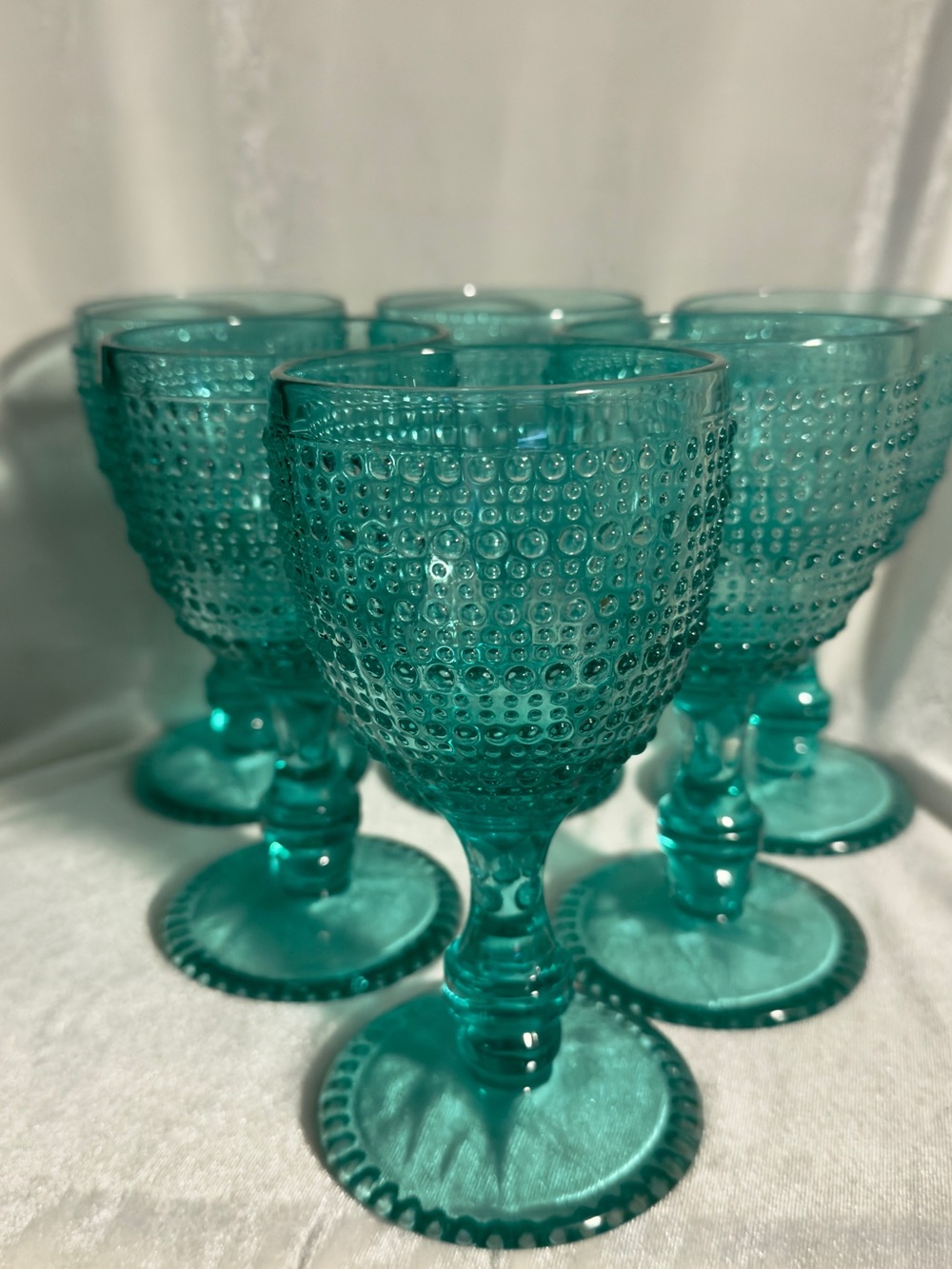 6 green / teal hobnail style wine Glasses - Set of 6